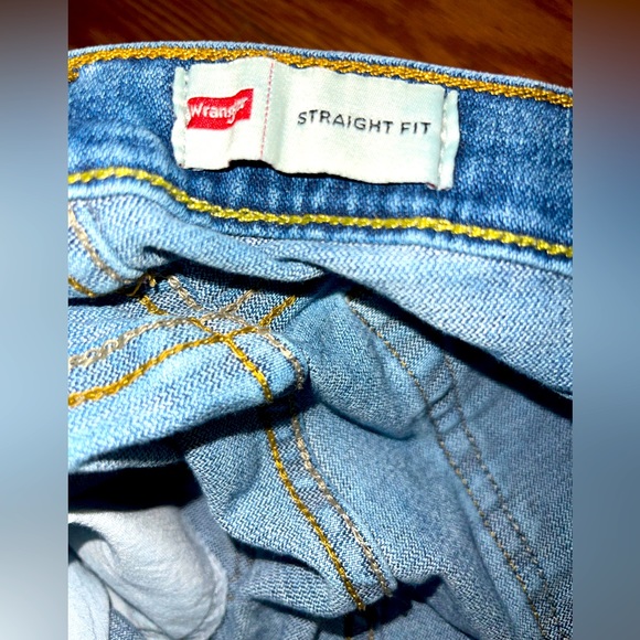 Men’s 32x32 wranglers straight leg in euc - Picture 2 of 4